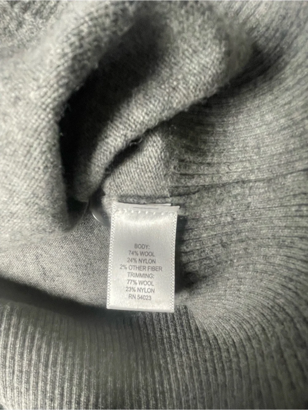 Banana Republic Italian Wool Men's Heather Gray V-Neck Button Cardigan